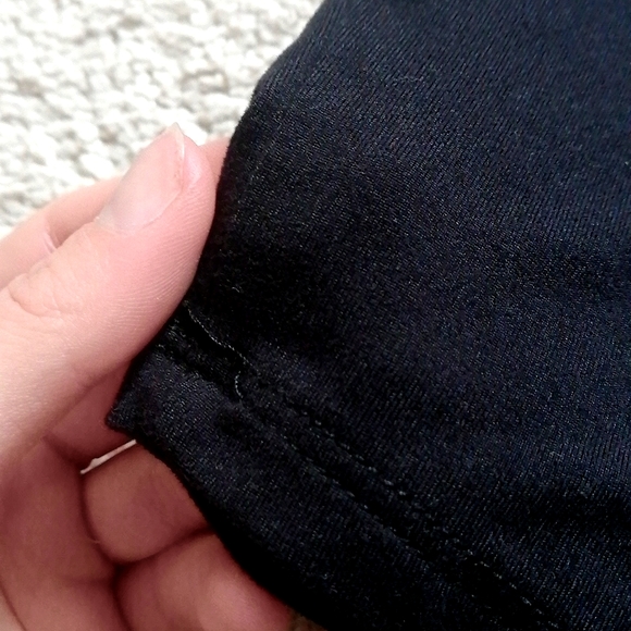 Aéropostale Black Graphic Crop Top - Picture 4 of 4